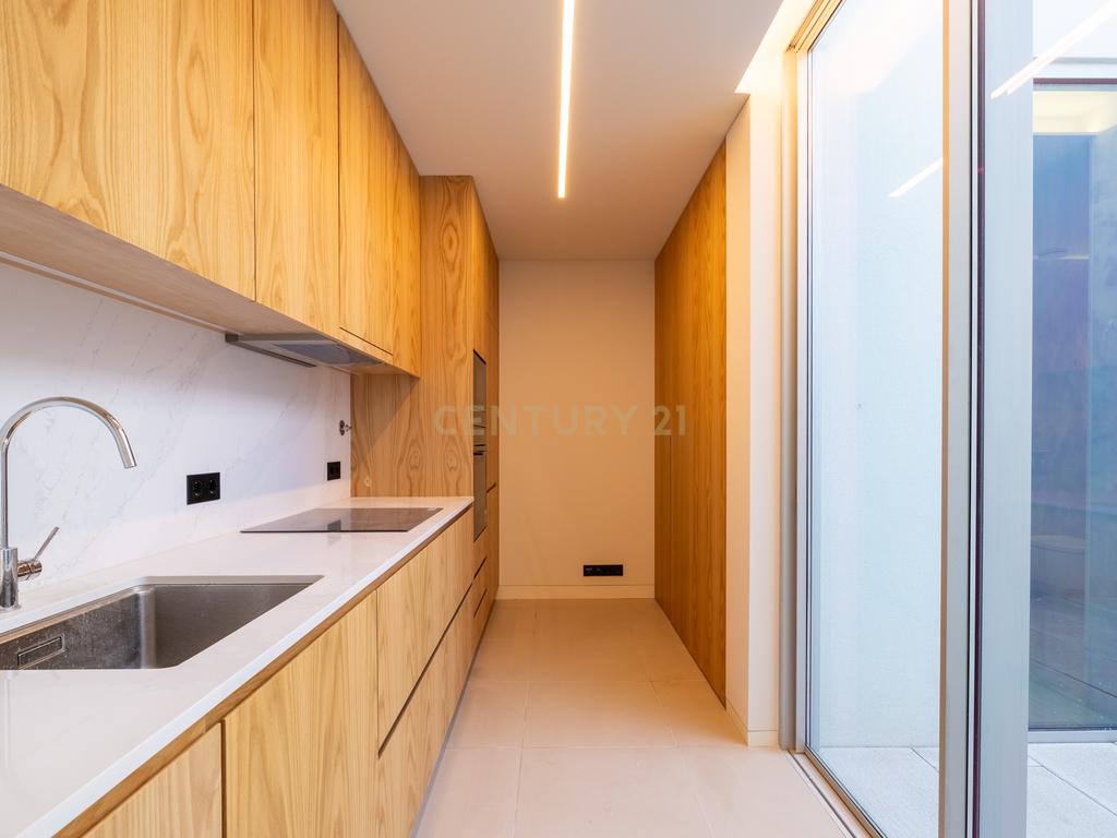 Apartamento T2 Condomínio Enlight, Avenida da Boavista - Image 17