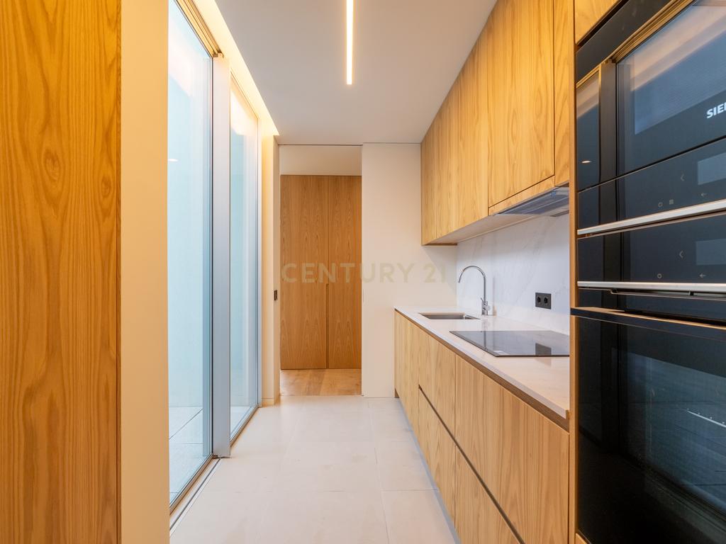 Apartamento T2 Condomínio Enlight, Avenida da Boavista - Image 18