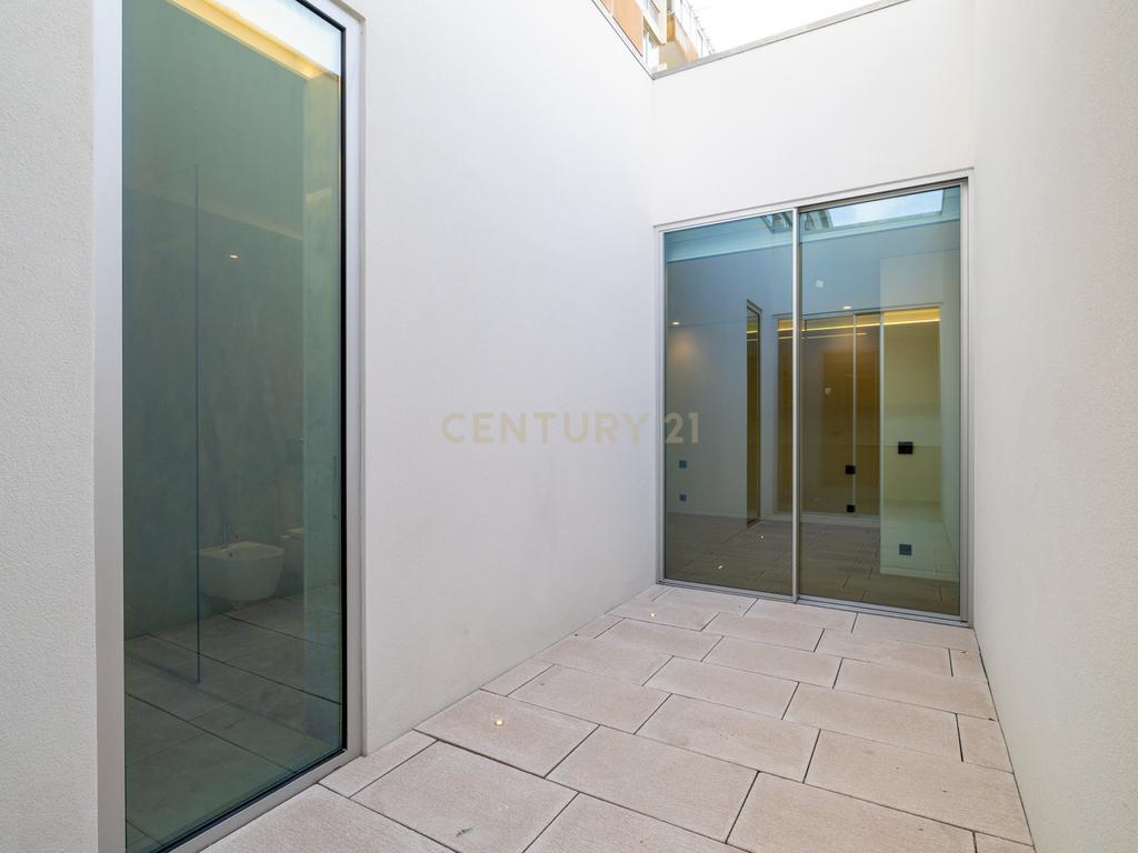 Apartamento T2 Condomínio Enlight, Avenida da Boavista - Image 14