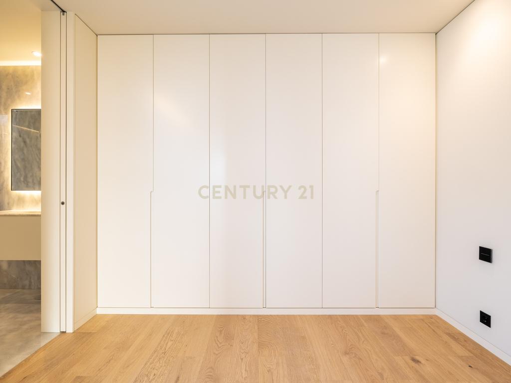 Apartamento T2 Condomínio Enlight, Avenida da Boavista - Image 28