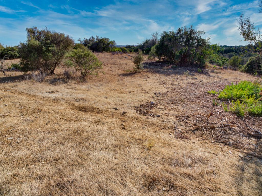 Terreno com 3,68Ha pronto para loteamento e construção de 24 moradias isoladas na Mexilhoeira Grande - Portimão - Image 21
