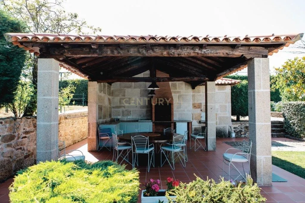 Histórico Solar do Sec. XVII ( Quinta da Capela) - Image 30
