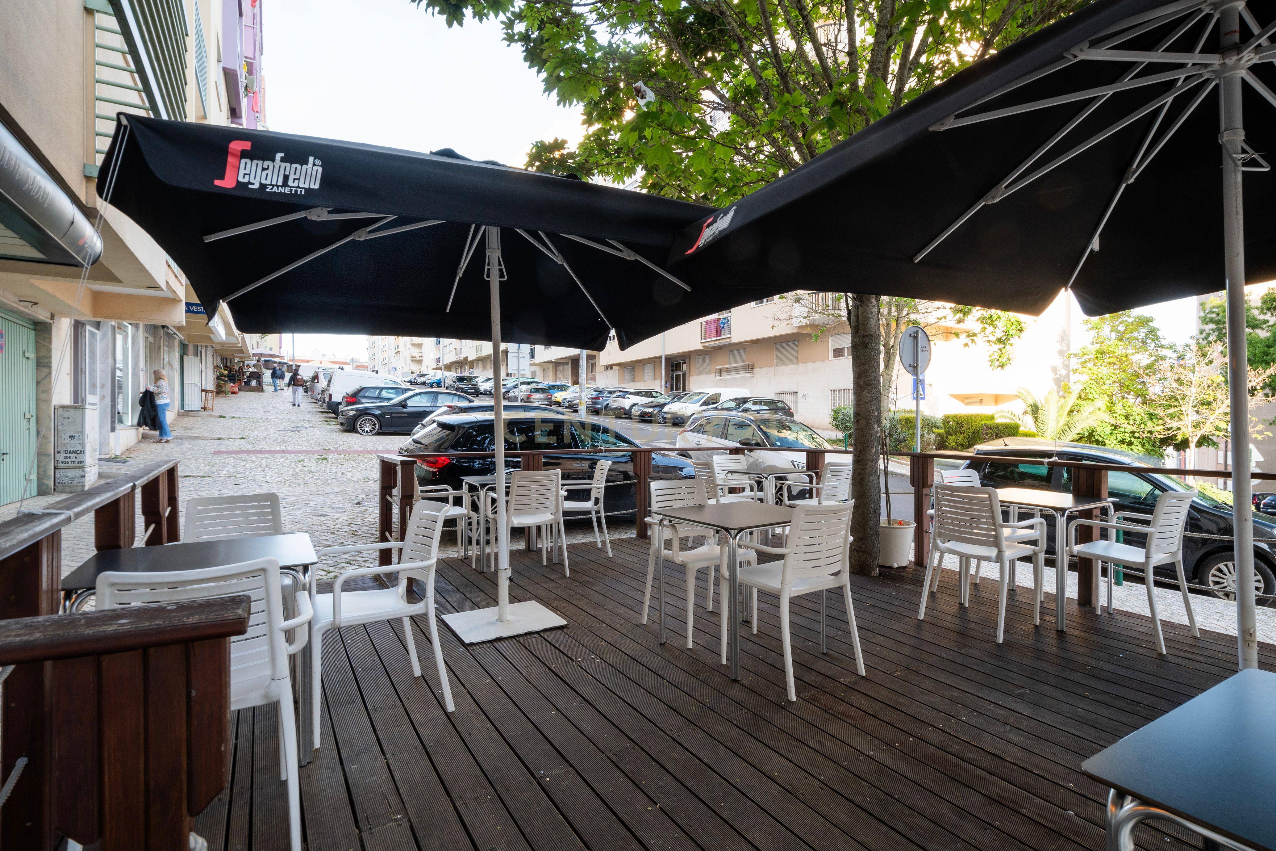 Espaço Comercial - Pastelaria - Monte Abraão - Queluz-Massamá - Image 4