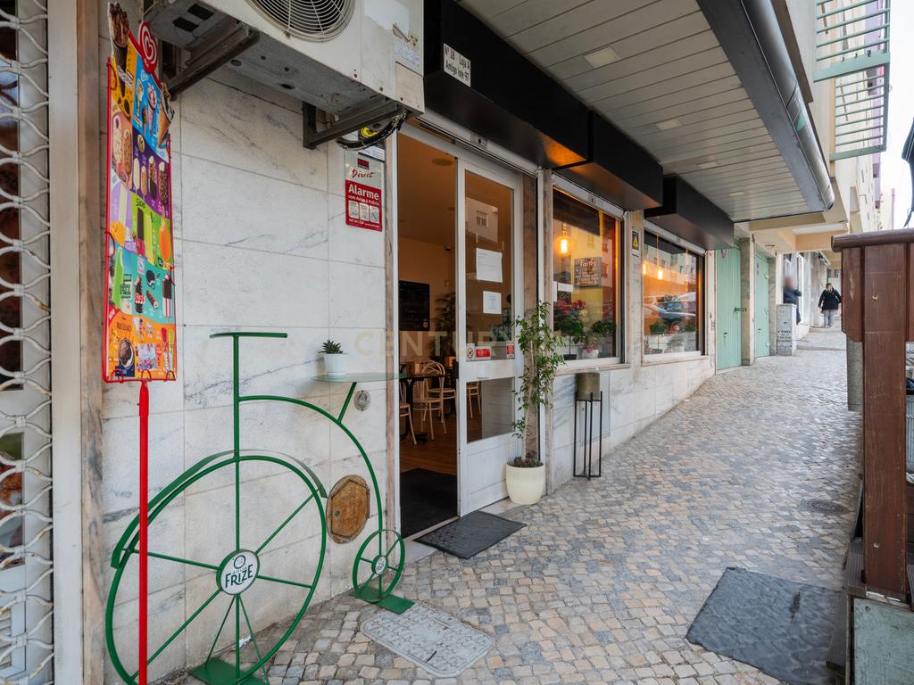 Espaço Comercial - Pastelaria - Monte Abraão - Queluz-Massamá - Image 3