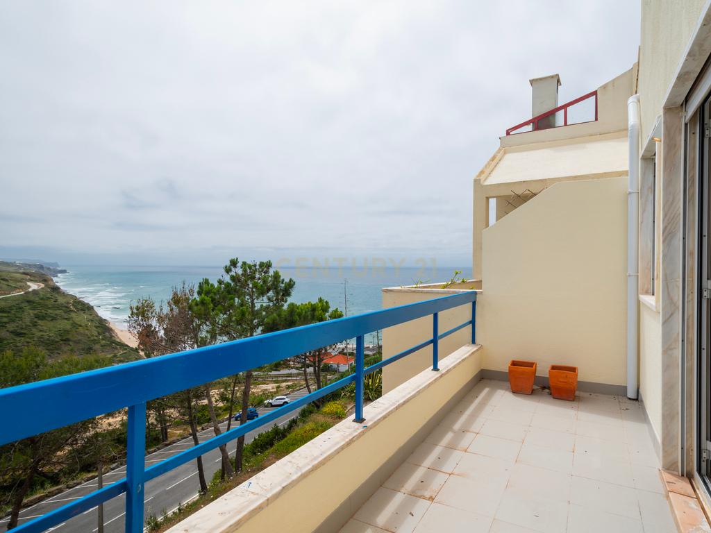 Se sempre sonhou viver em cima da praia, este é o seu futuro lar! - Image 4