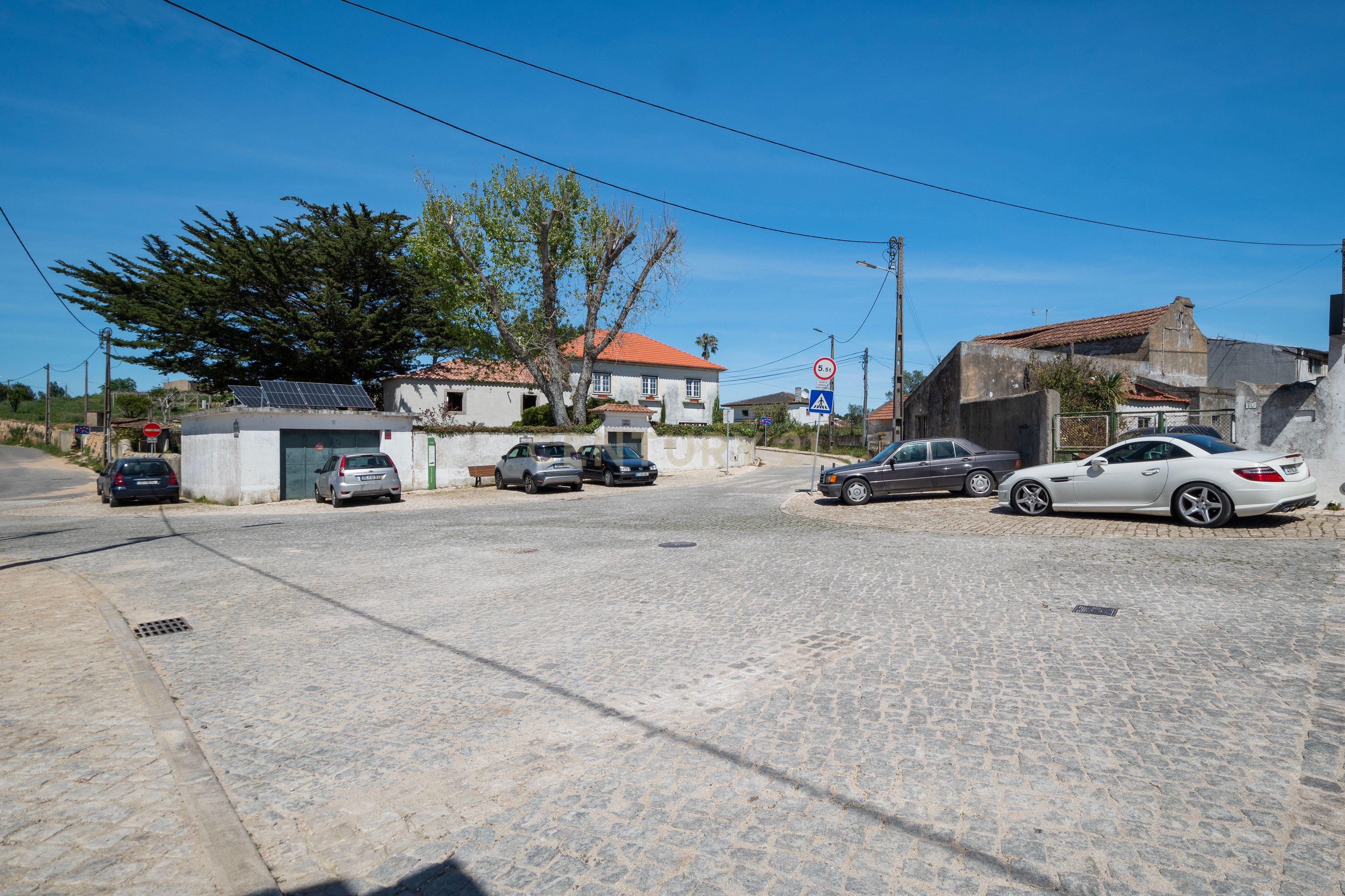Quinta para Reabilitação e Construção - Paiões - Sintra - Image 7