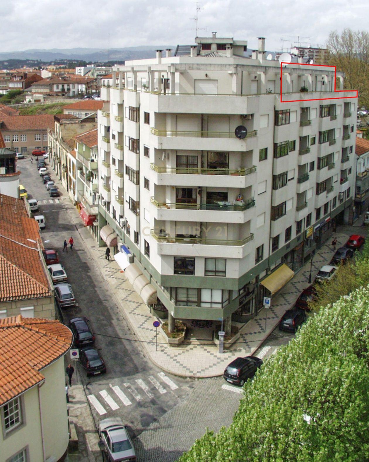 Apartamento de cobertura no centro da cidade - Image 2