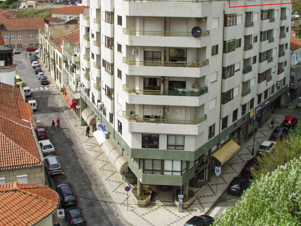 Apartamento de cobertura no centro da cidade - Image 2