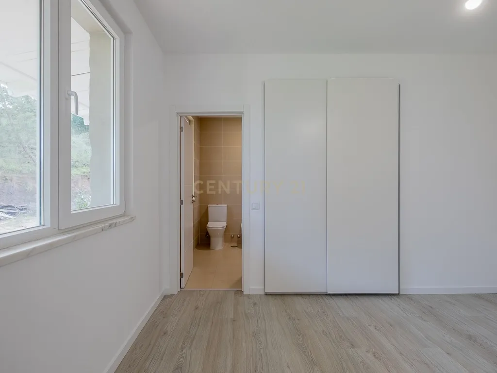 Viva a Vida que Sempre Sonhou no Gradil -Tranquilidade e Conforto a 40min de Lisboa (Terreno 27937m2) - Image 26