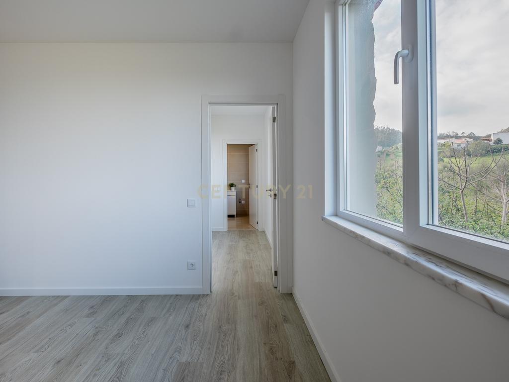 Viva a Vida que Sempre Sonhou no Gradil -Tranquilidade e Conforto a 40min de Lisboa (Terreno 27937m2) - Image 27