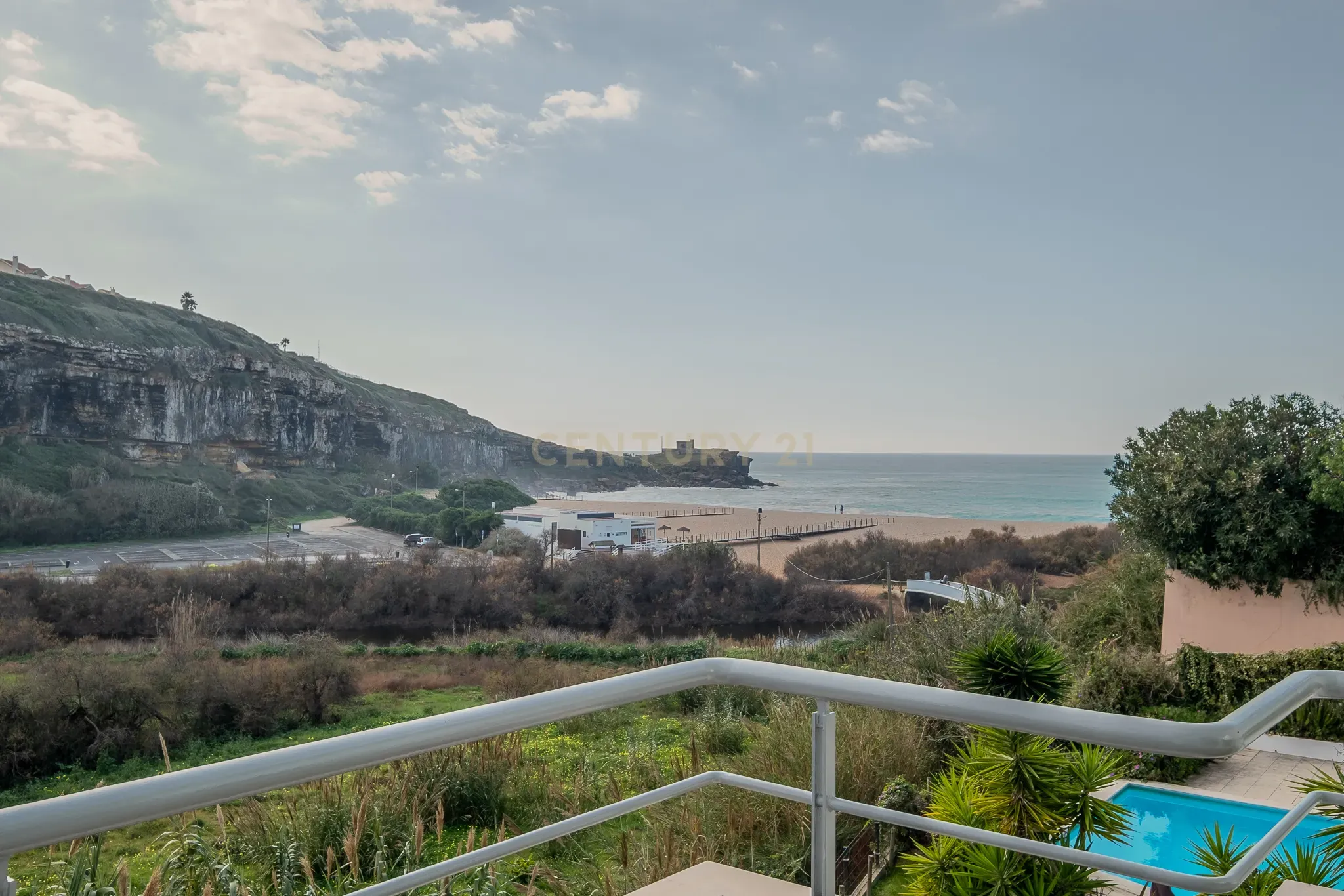 Apartamento T2+1 á beira mar da praia de São Lourenço. - Image 9
