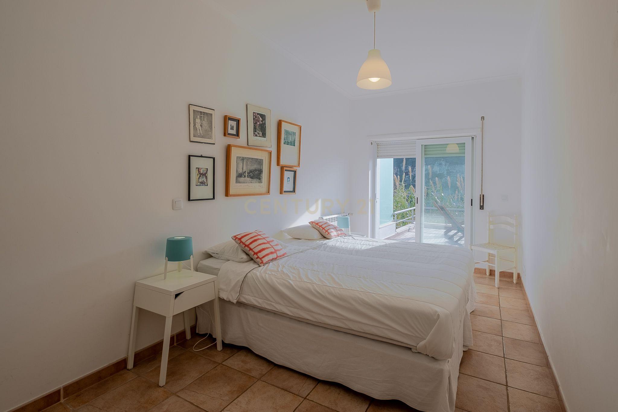 Apartamento T2+1 á beira mar da praia de São Lourenço. - Image 18