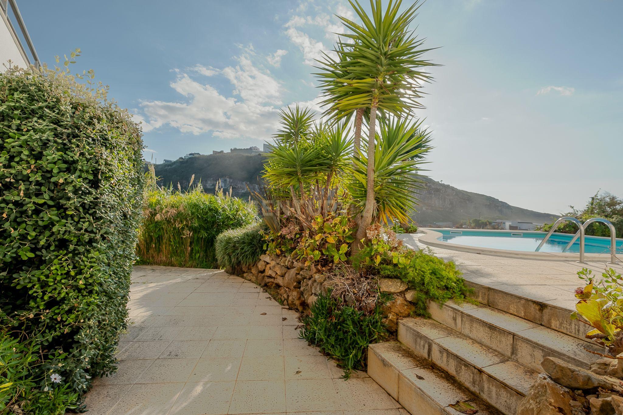 Apartamento T2+1 á beira mar da praia de São Lourenço. - Image 20