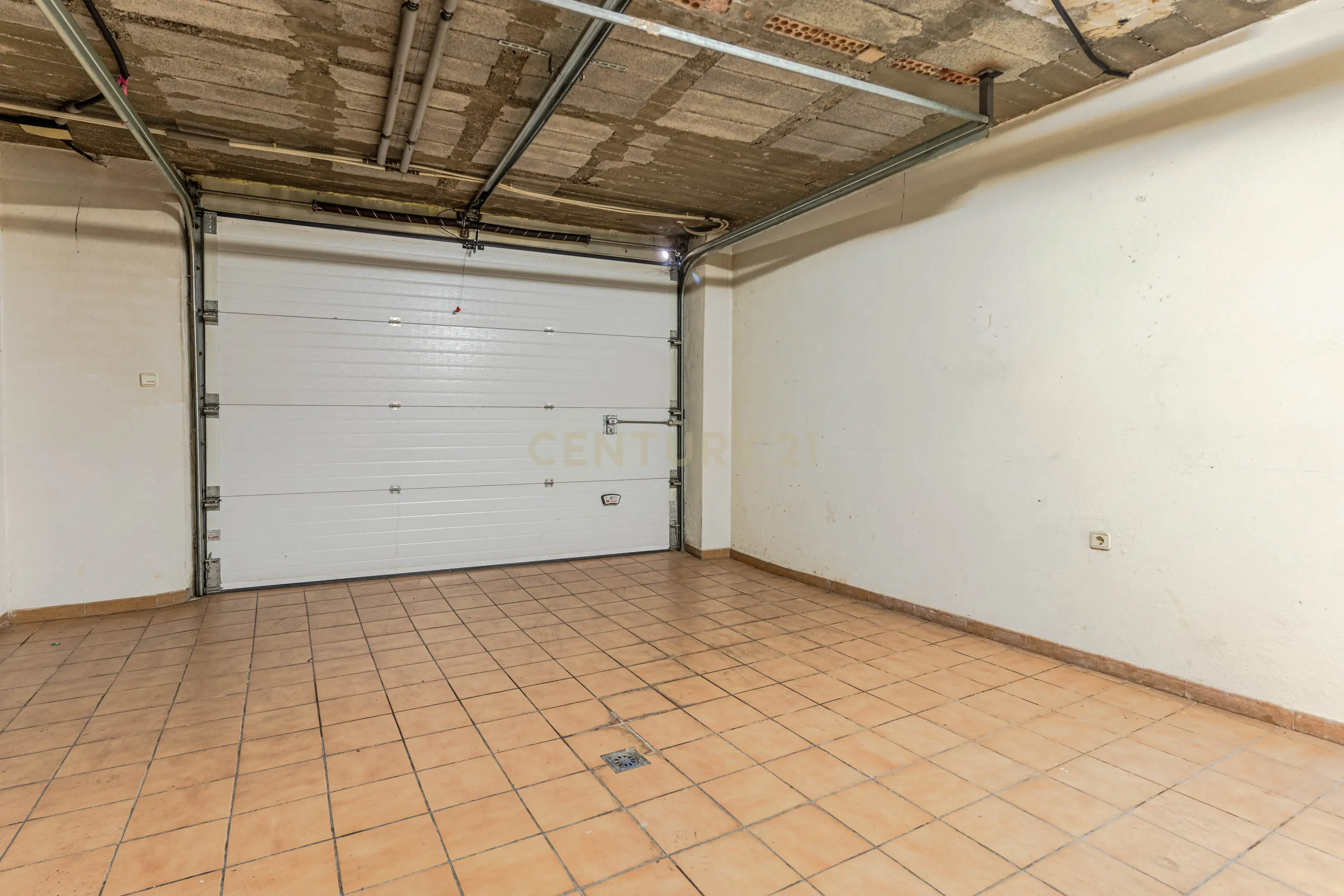 undefined - Image 45