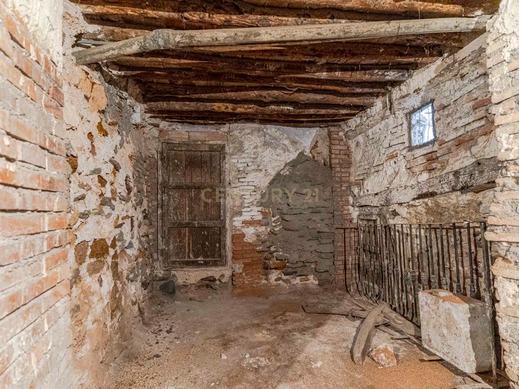 undefined - Image 18