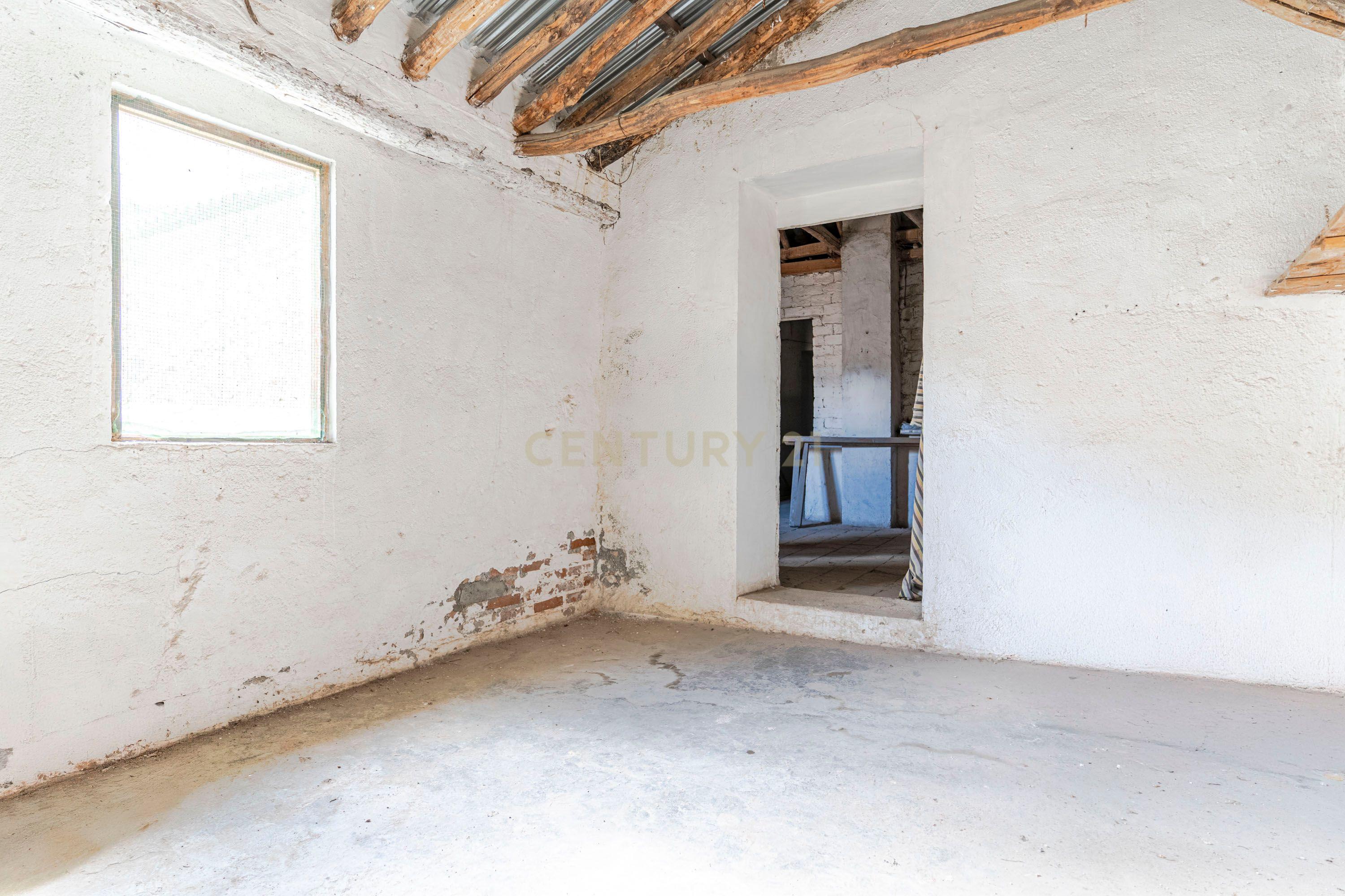 undefined - Image 40