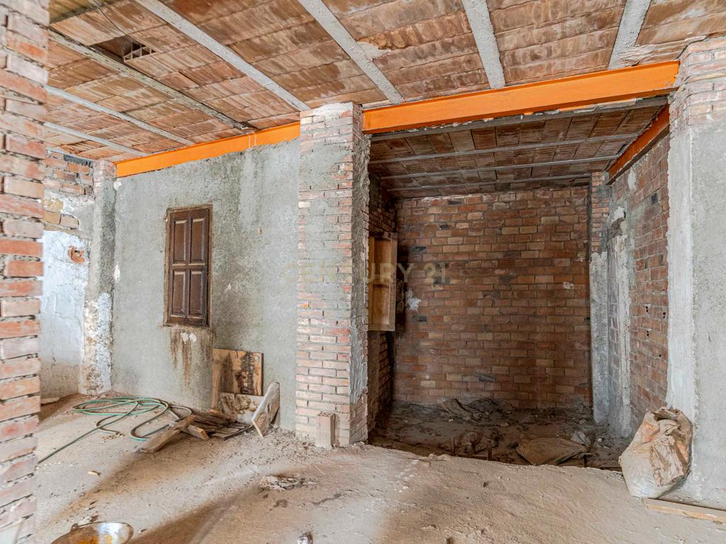 undefined - Image 30