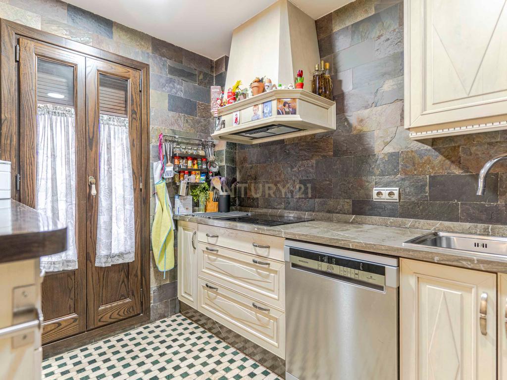 undefined - Image 30