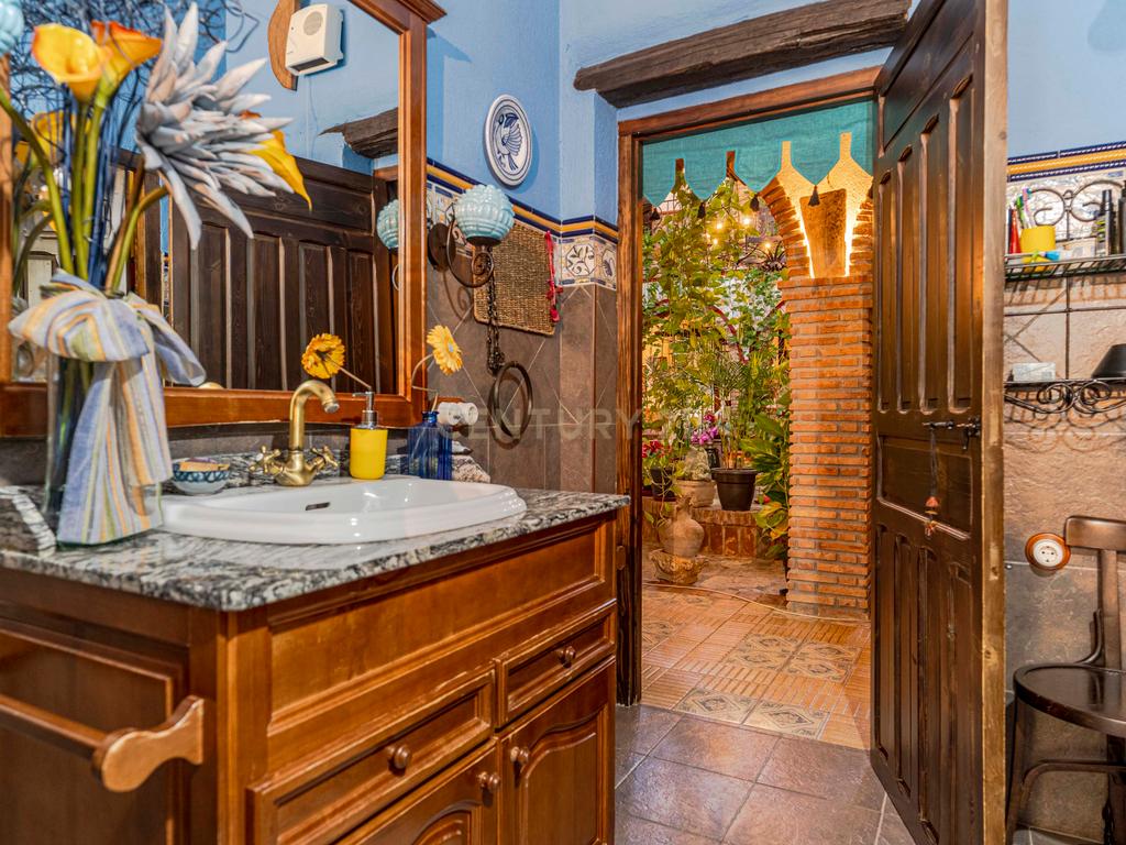 undefined - Image 37