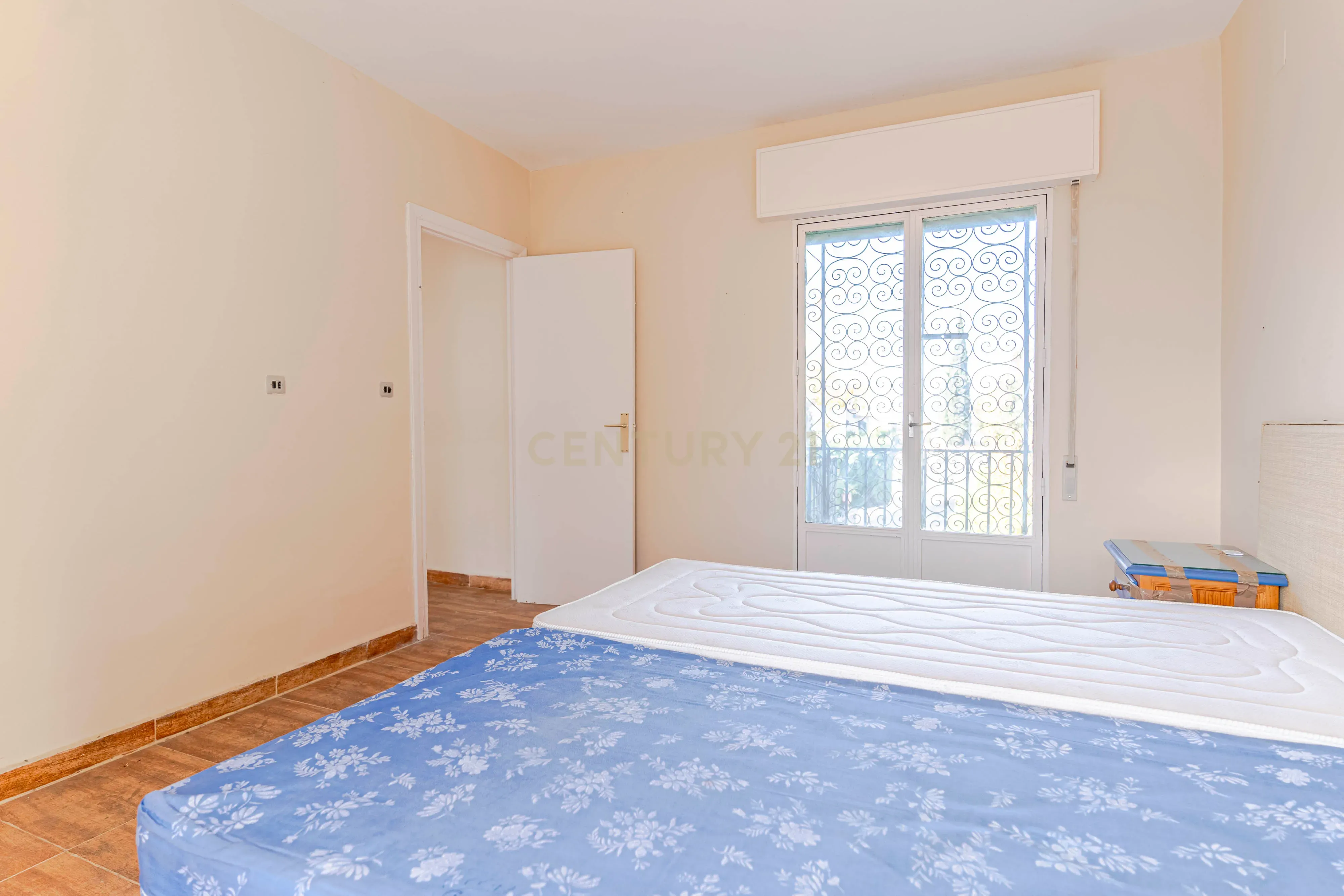 undefined - Image 23