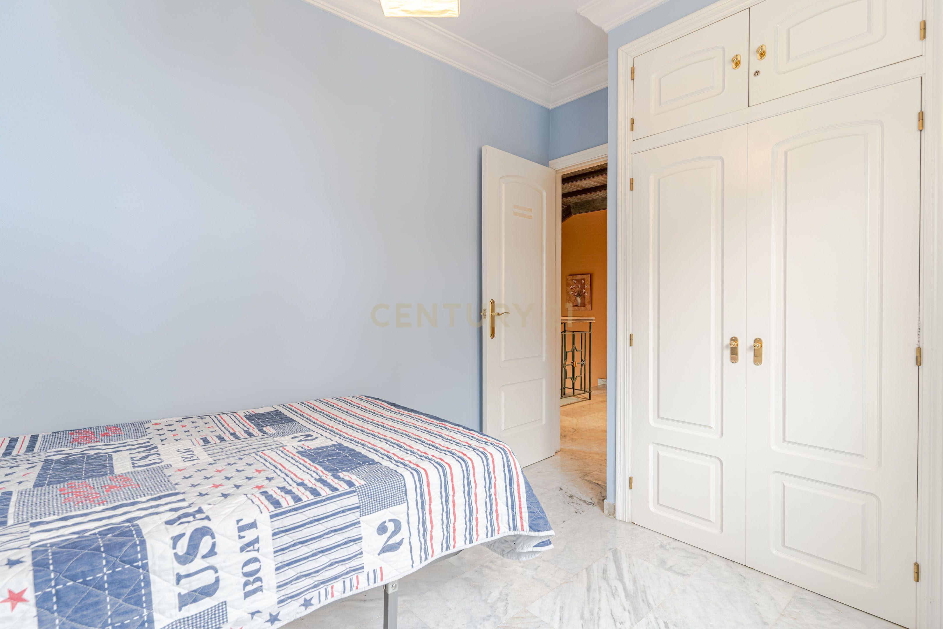 undefined - Image 40