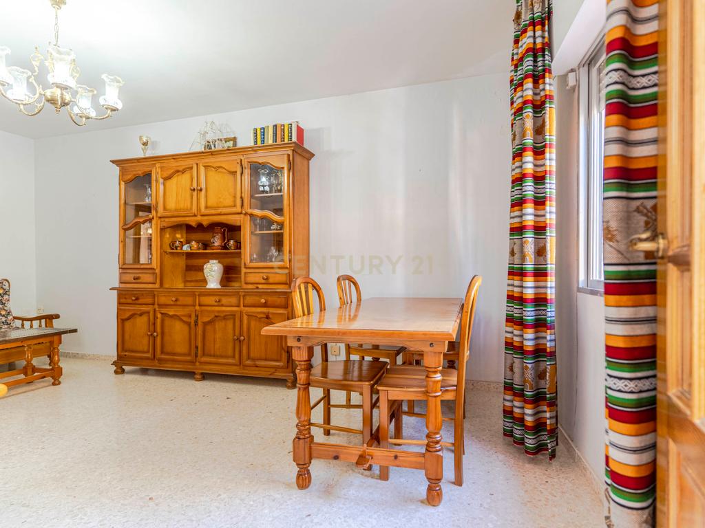undefined - Image 12