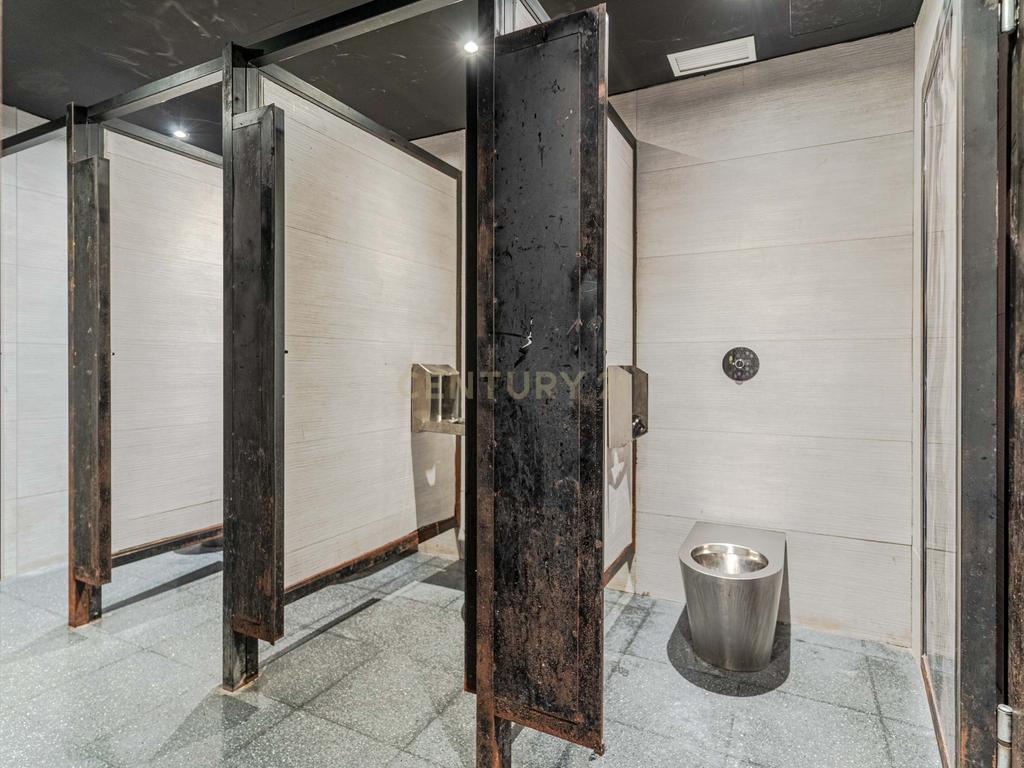 undefined - Image 18