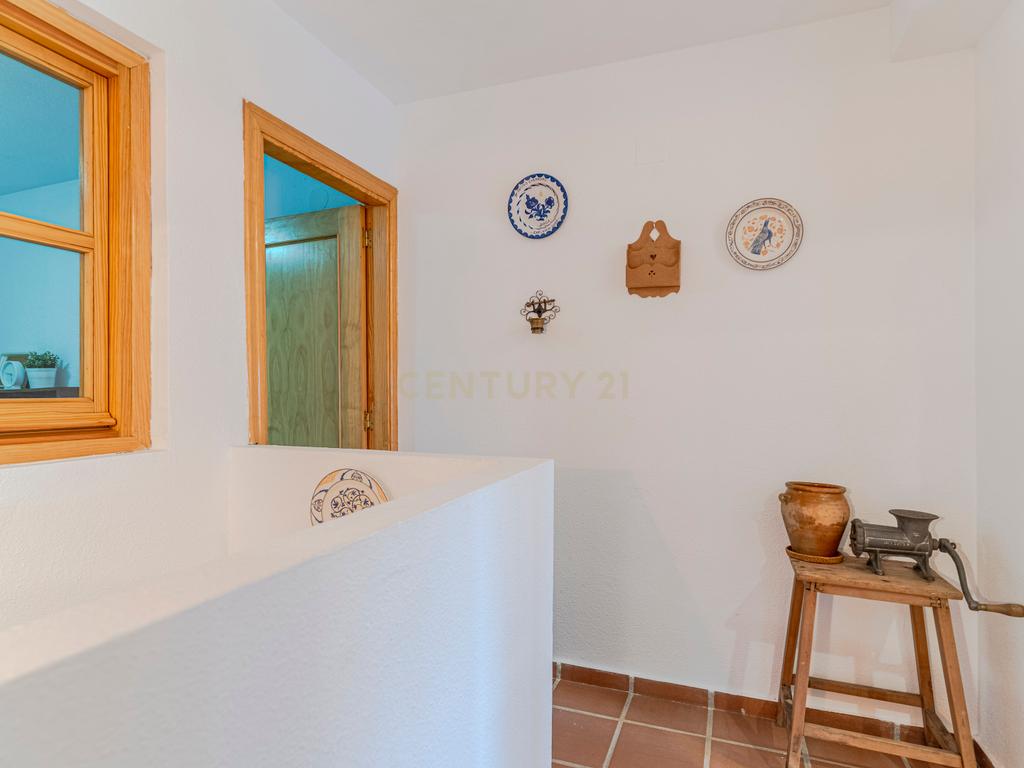 undefined - Image 14