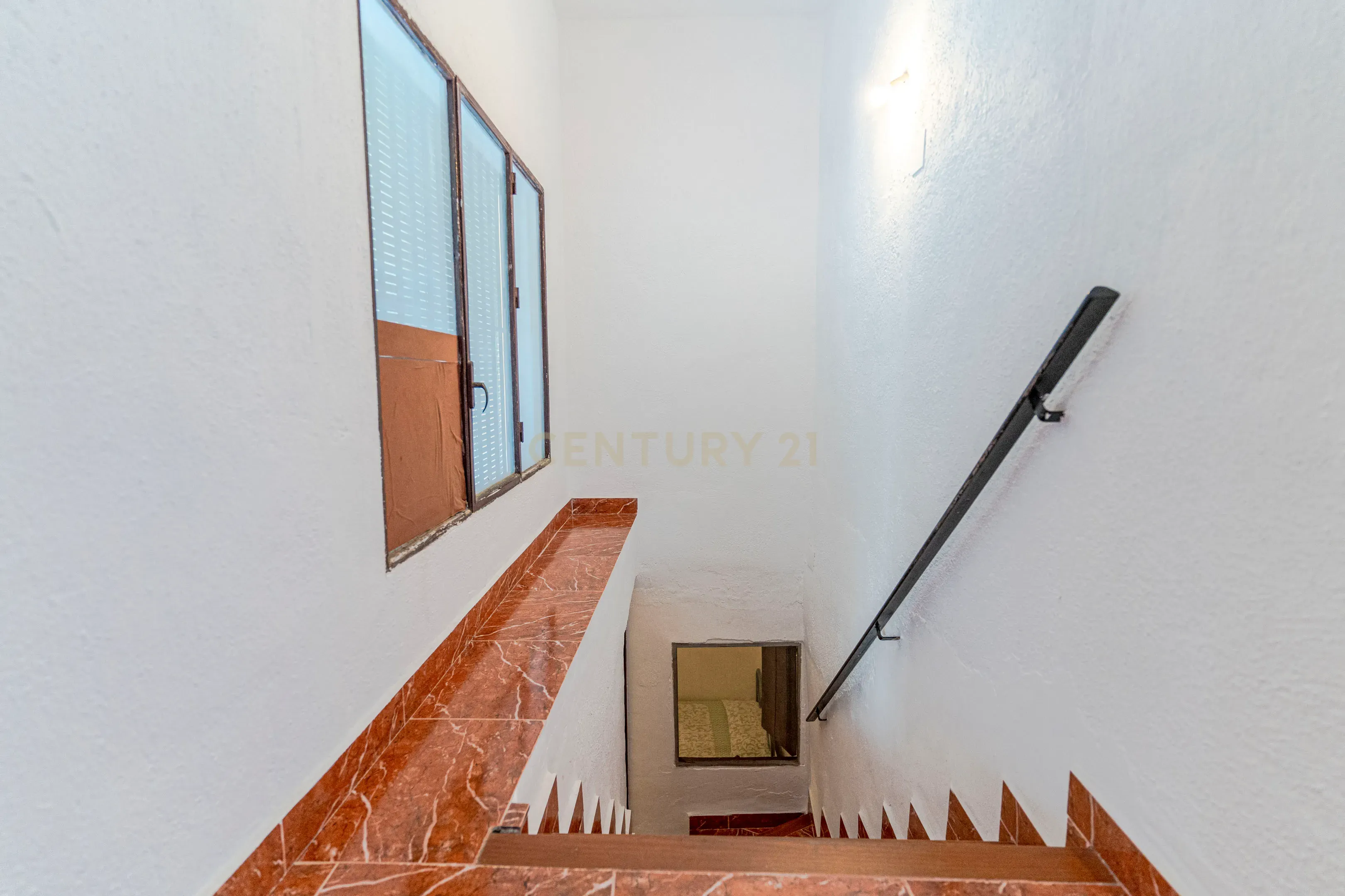undefined - Image 31