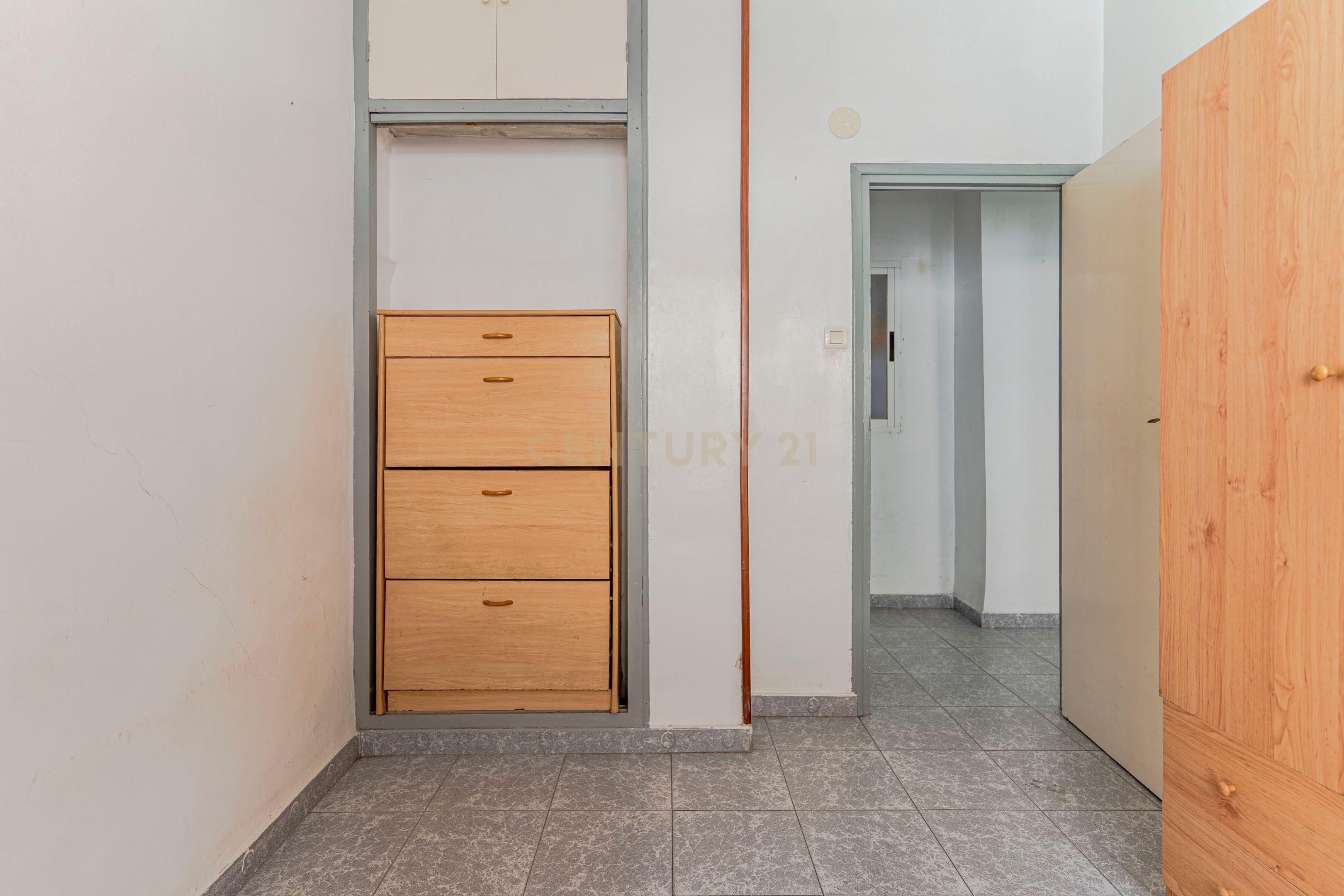 undefined - Image 8