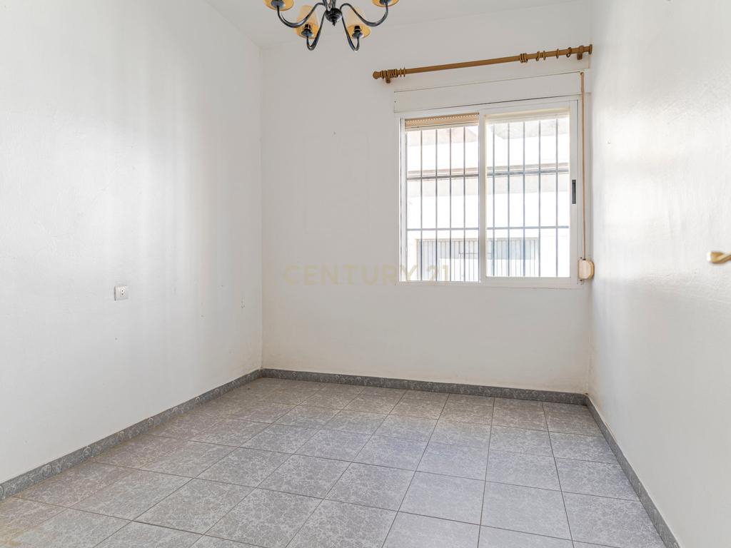 undefined - Image 13