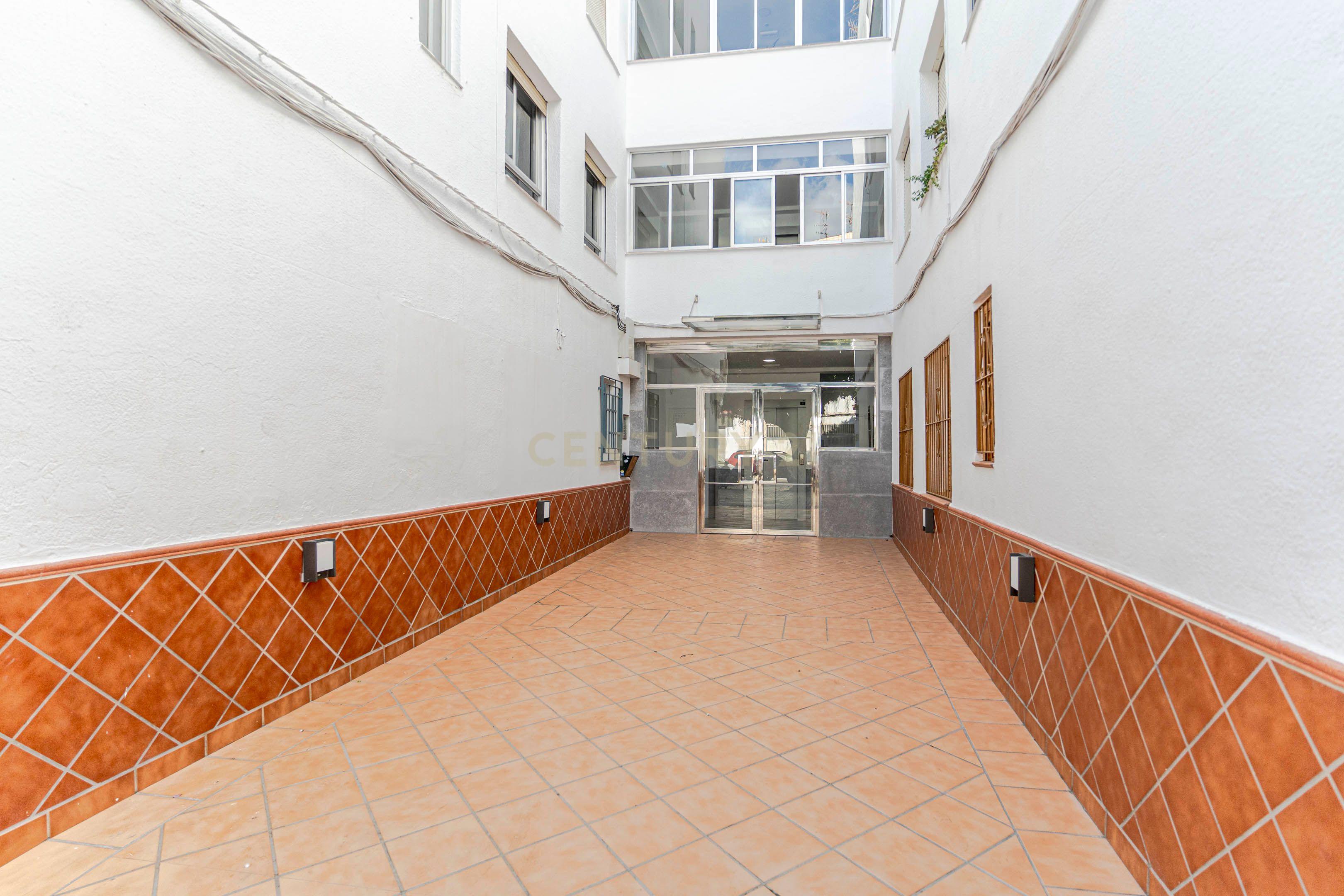 undefined - Image 4