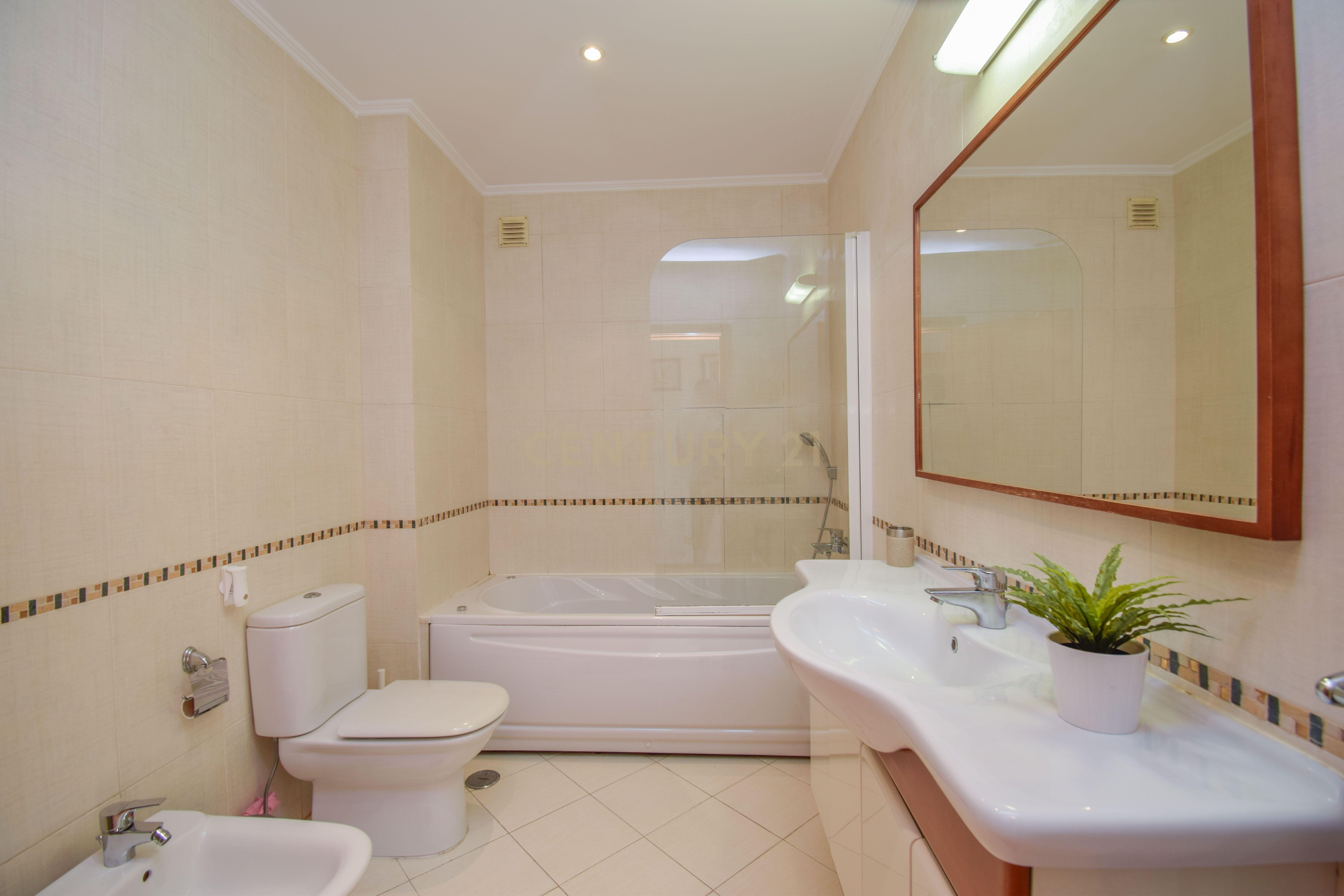 Colinas Do Cruzeiro Odivelas Apartamento 4 Assoalhadas - Image 11