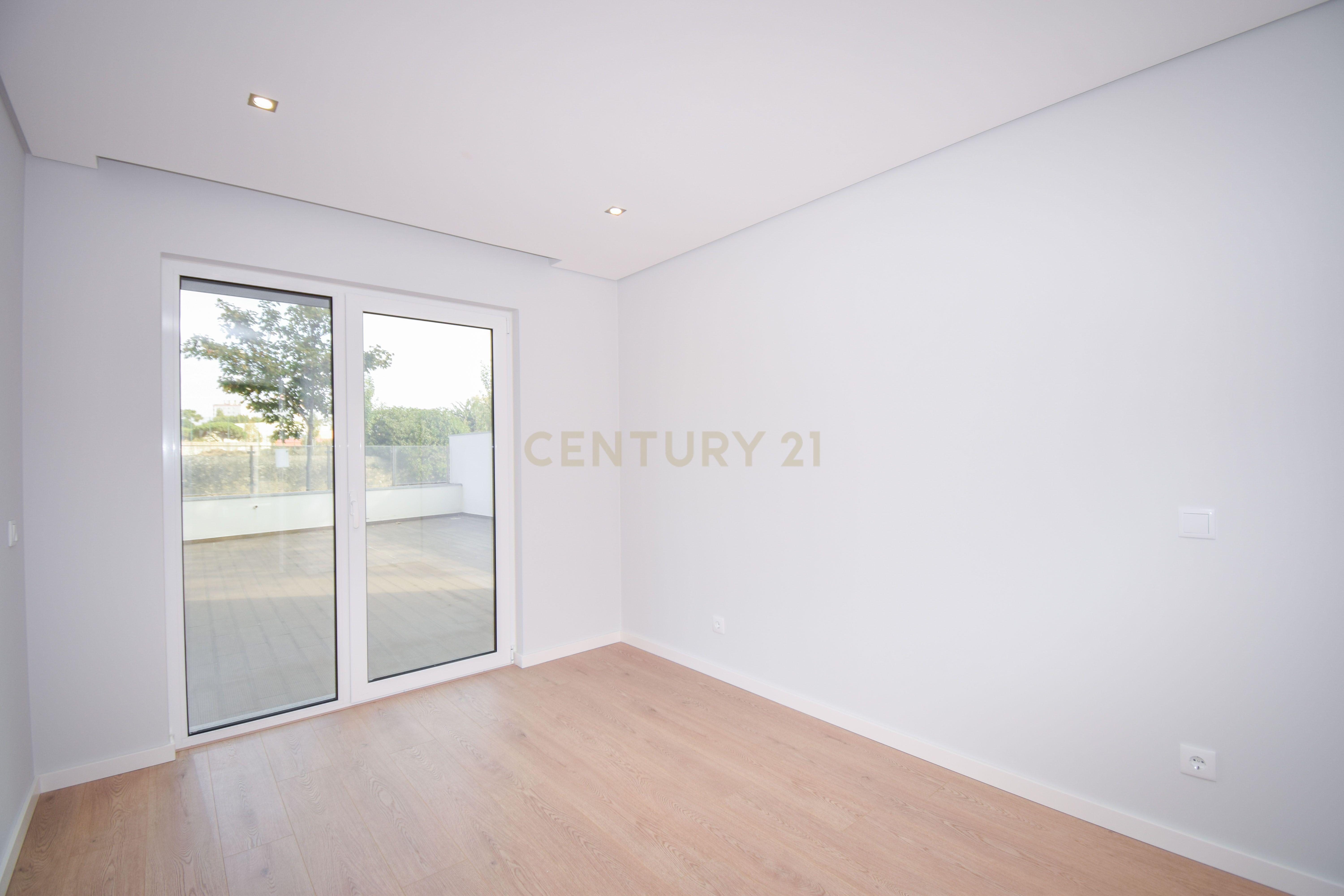 Apartamento T3 a estrear na Urbanização Quinta das Marianas - Image 7