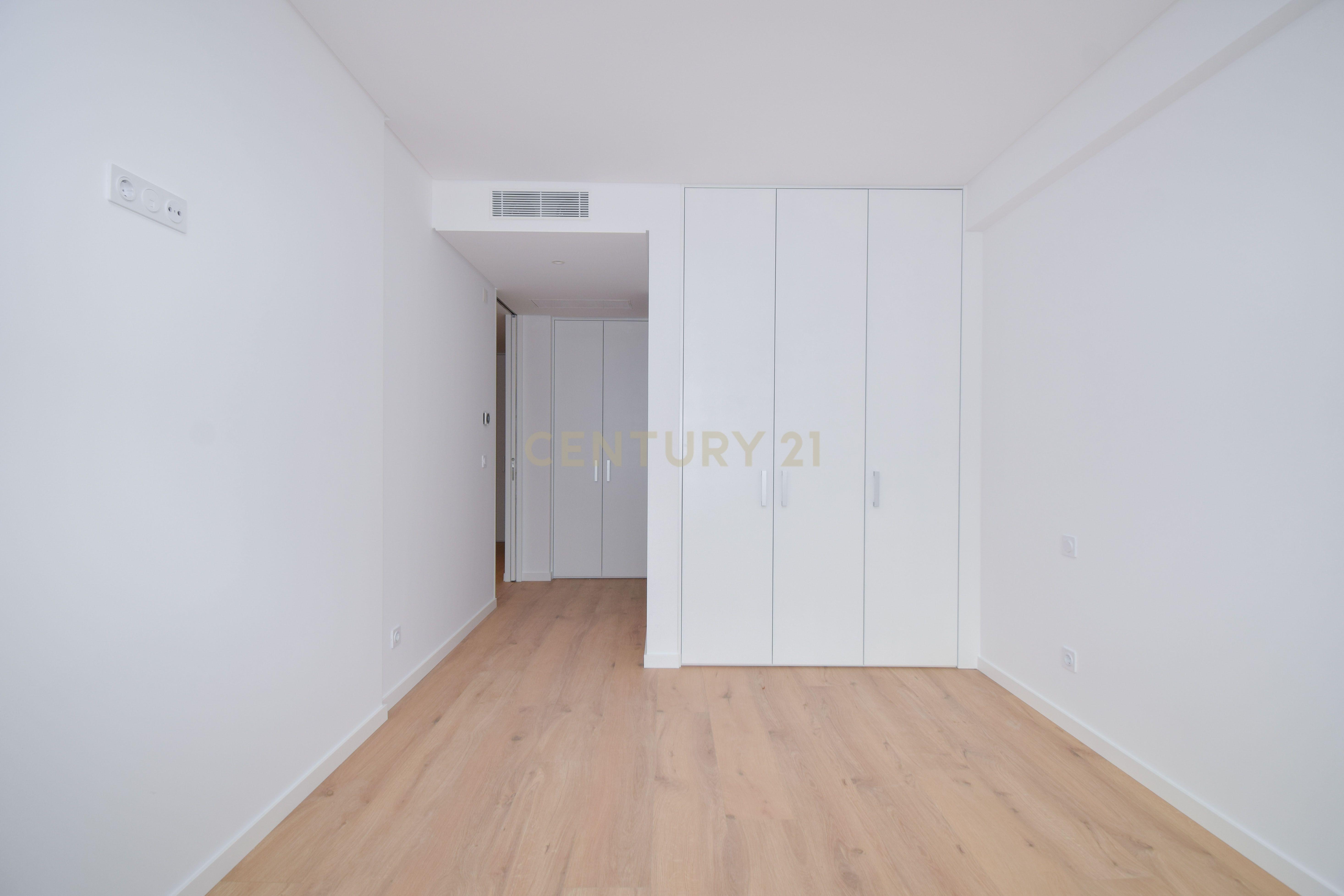 Novo T2 em Empreendimento Varandas da Torre em Carcavelos - Image 13