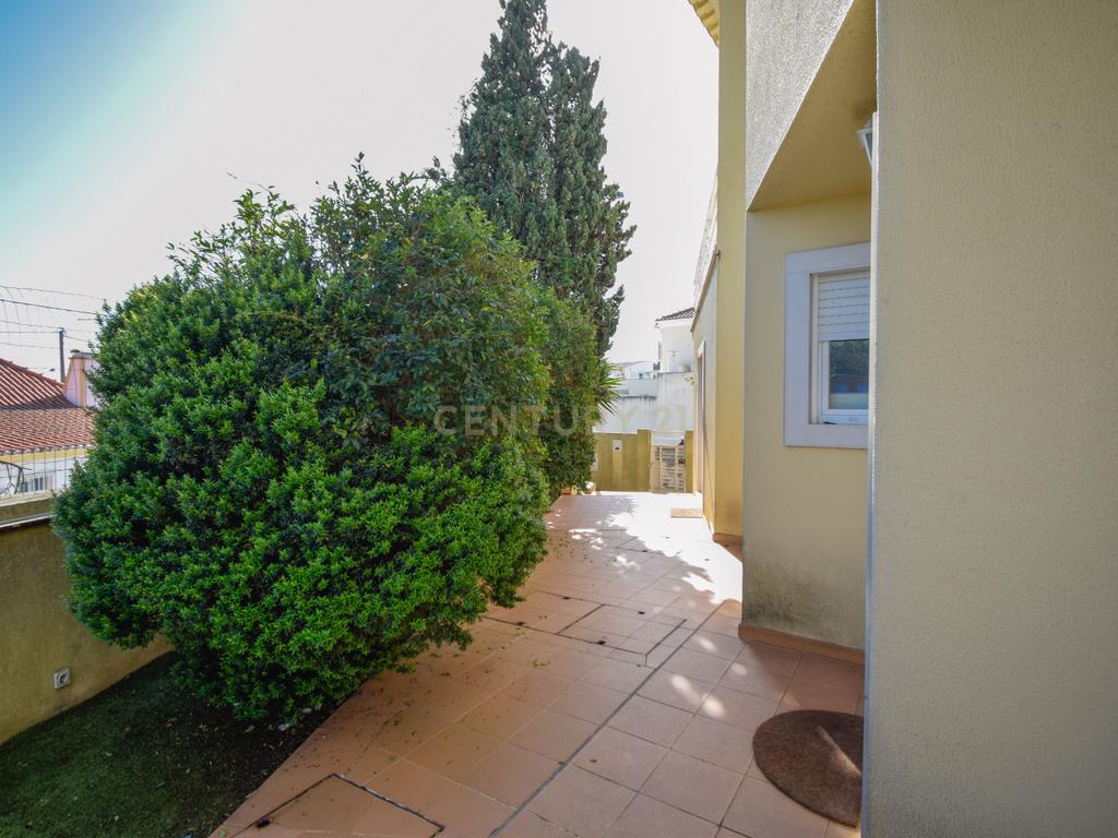 Moradia T3+1 BICESSE - Image 5