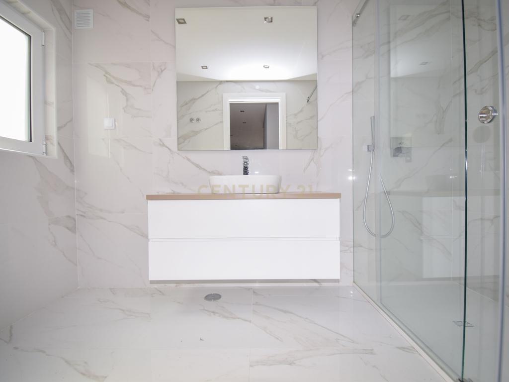 Apartamento T3 a estrear na Urbanização Quinta das Marianas - Image 9