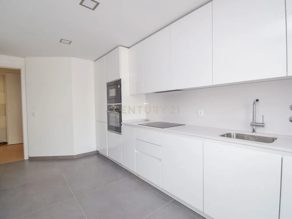 Apartamento T3 a estrear na Urbanização Quinta das Marianas - Image 13