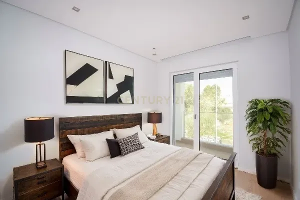 Apartamento T3 a estrear na Urbanização Quinta das Marianas - Image 1