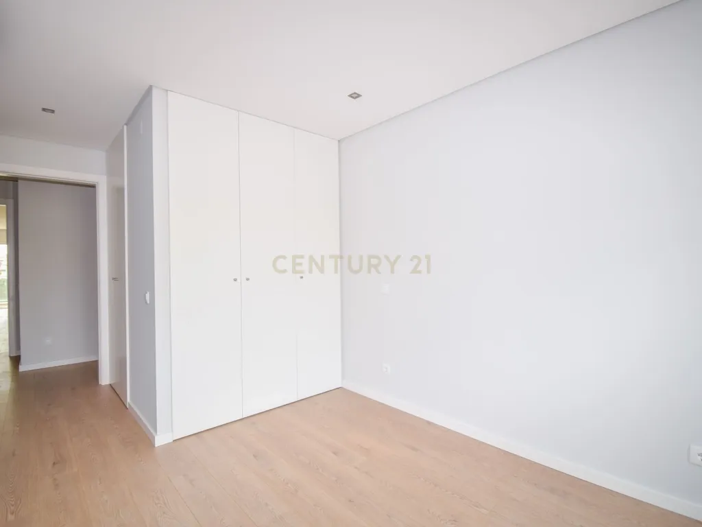 Apartamento T3 a estrear na Urbanização Quinta das Marianas - Image 19