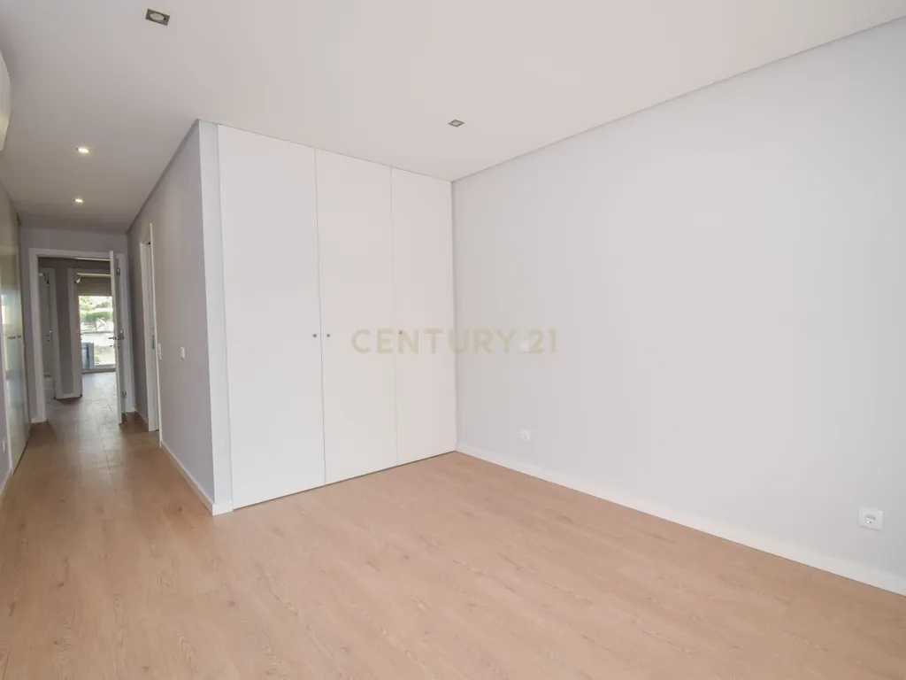 Apartamento T3 a estrear na Urbanização Quinta das Marianas - Image 24
