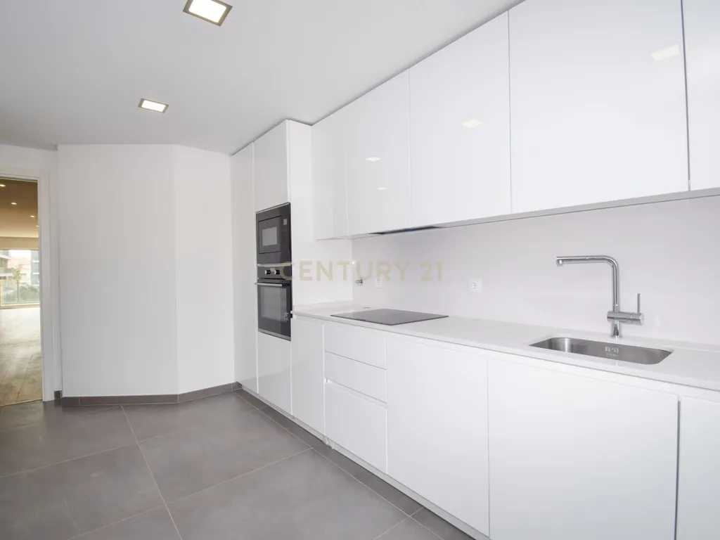 Apartamento T3 a estrear na Urbanização Quinta das Marianas - Image 46