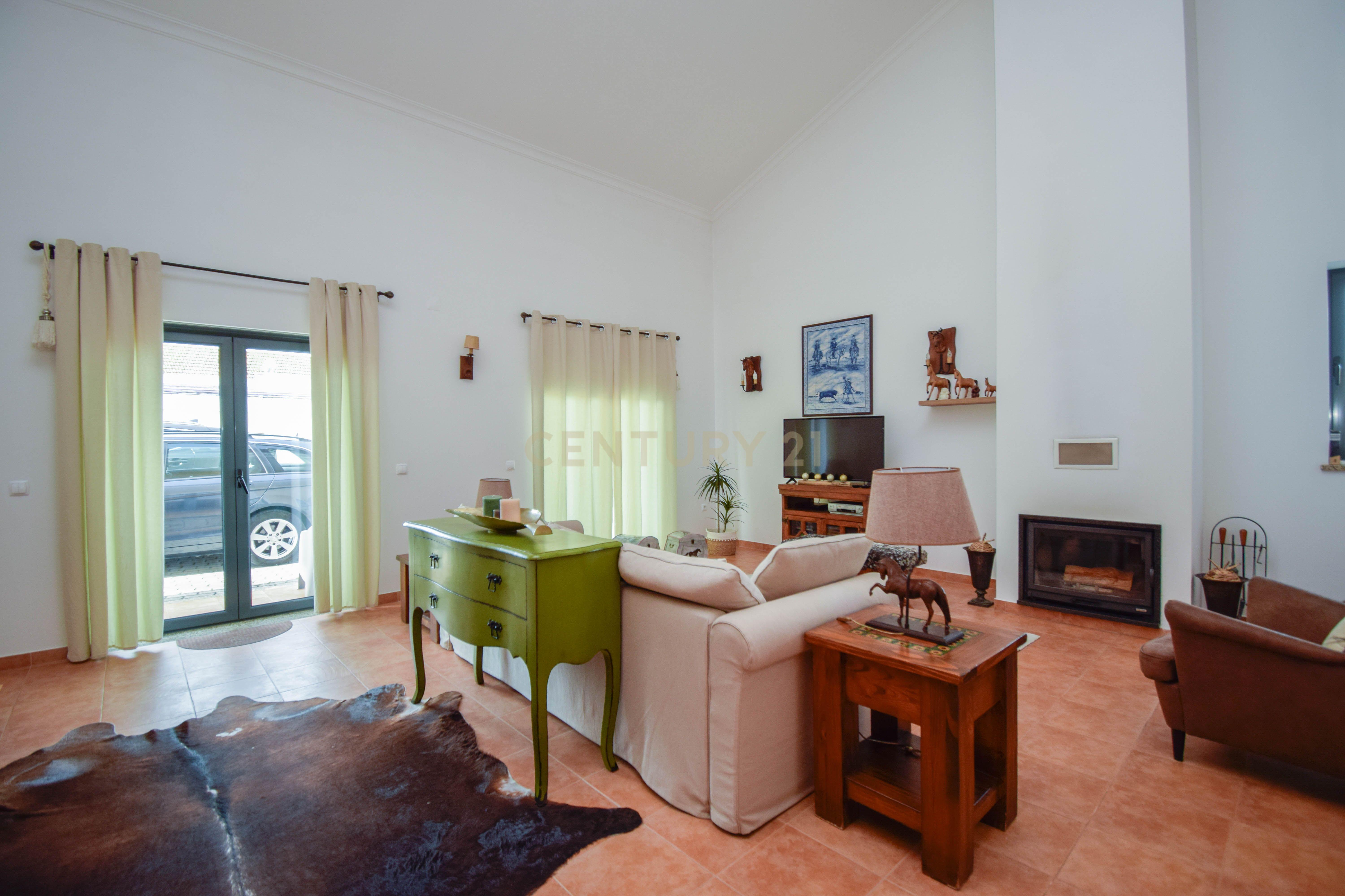 Moradia T4 com muito charme em Alcochete - Image 8