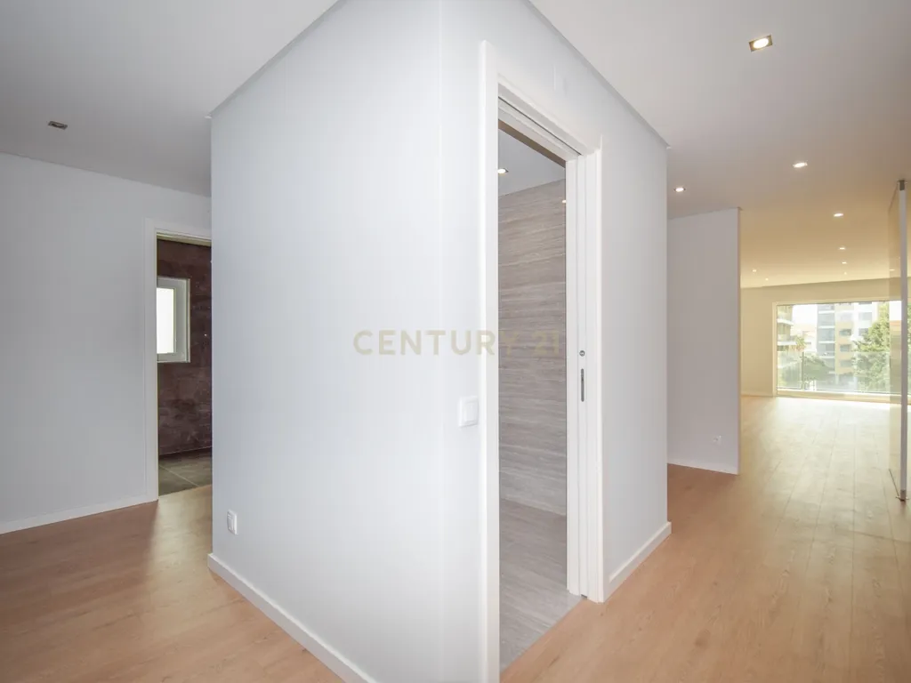 Apartamento T3 a estrear na Urbanização Quinta das Marianas - Image 30