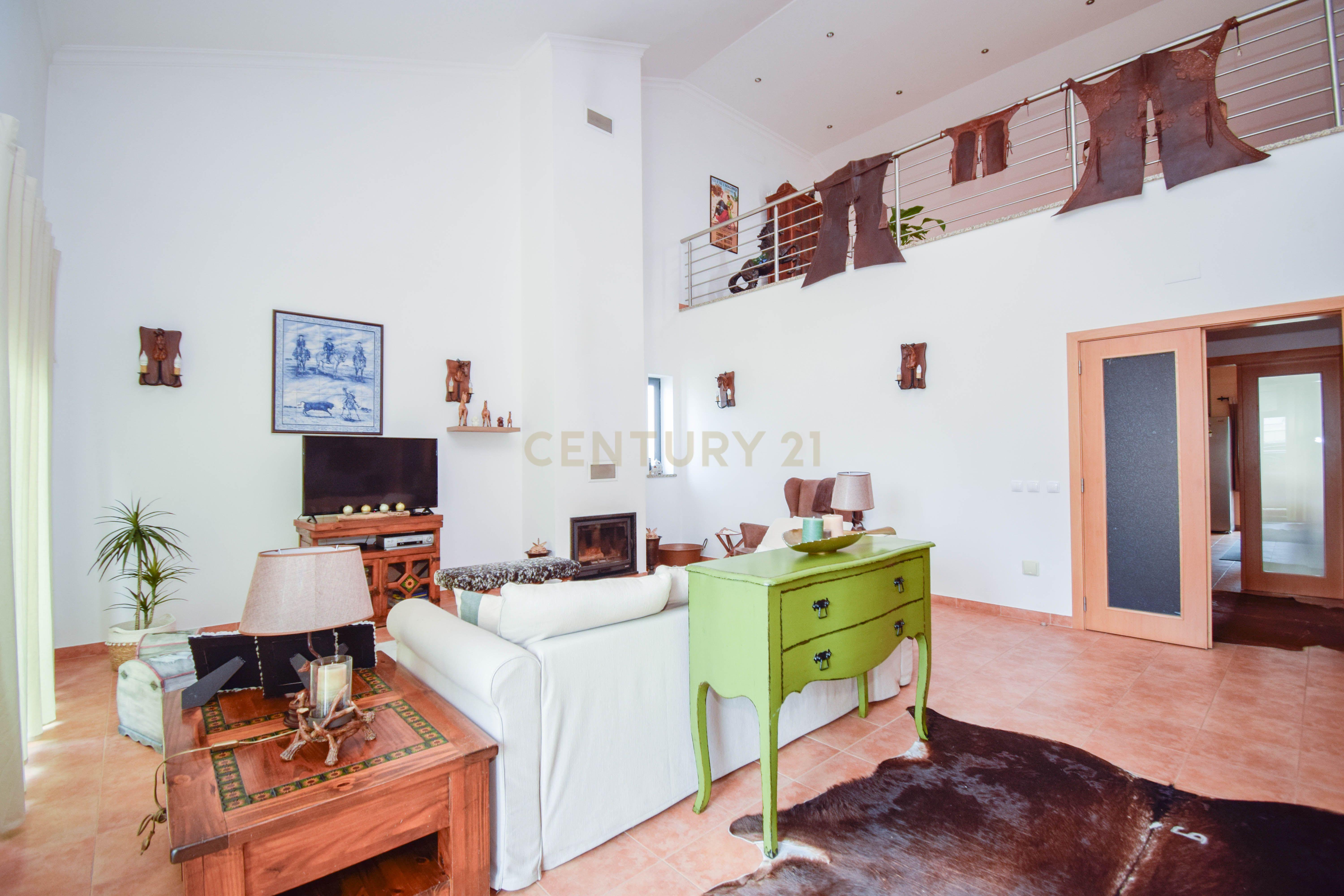 Moradia T4 com muito charme em Alcochete - Image 9