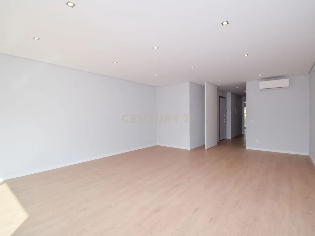 Apartamento T3 a estrear na Urbanização Quinta das Marianas - Image 48