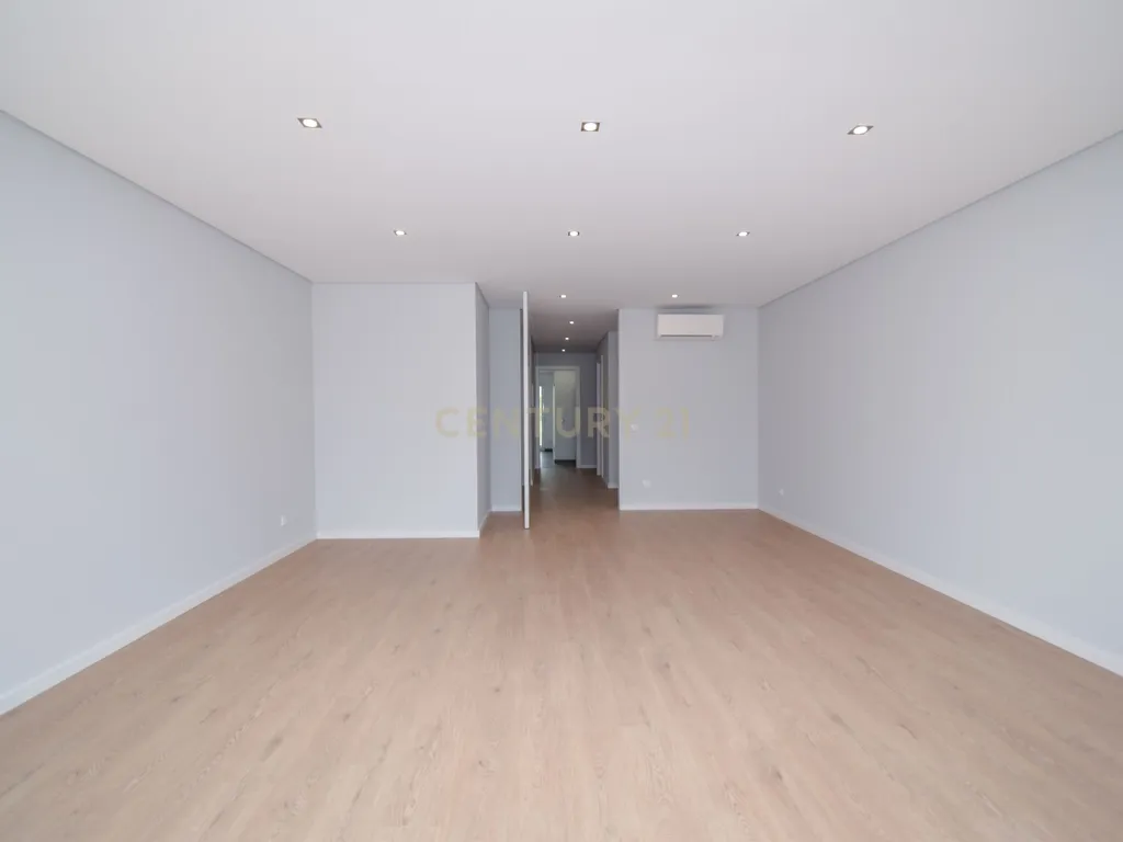 Apartamento T3 a estrear na Urbanização Quinta das Marianas - Image 36