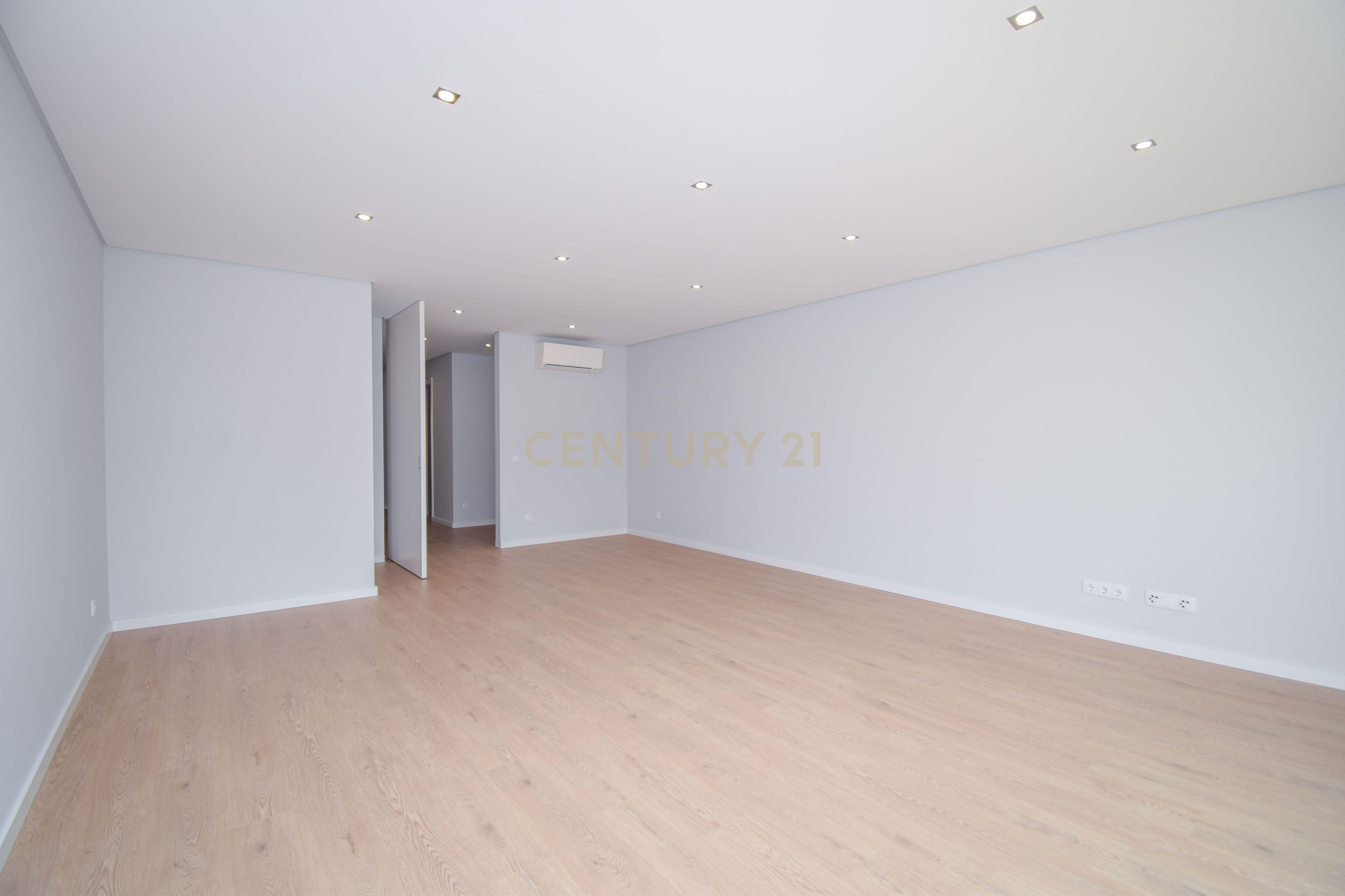 Apartamento T3 a estrear na Urbanização Quinta das Marianas - Image 38