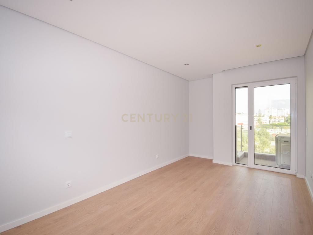Apartamento T3 a estrear na Urbanização Quinta das Marianas - Image 47