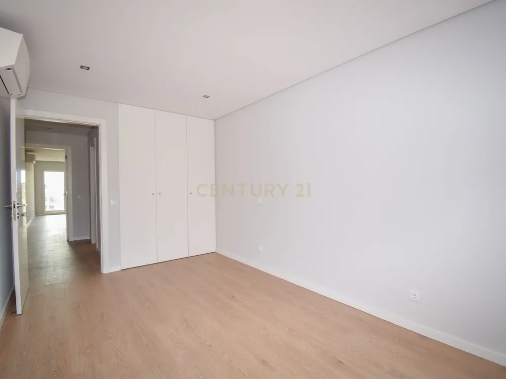 Apartamento T3 a estrear na Urbanização Quinta das Marianas - Image 63